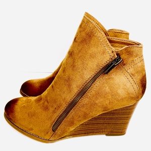 Distressed Vegan Tan Leather Wedge Bootie 9 Women